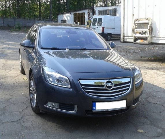 opel insignia 1.8 140km przód